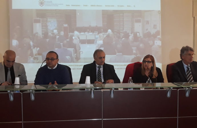 Presentazione dei COrO (centri orientamenti oncologici)