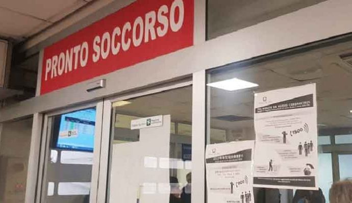 Soluzioni per il pronto soccorso, dalle parole ai fatti o le dimissioni in massa