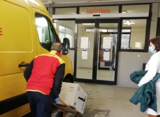 Arrivati i vaccini per operatori sanitari, mentre si contano 10 contagi negli ospedali